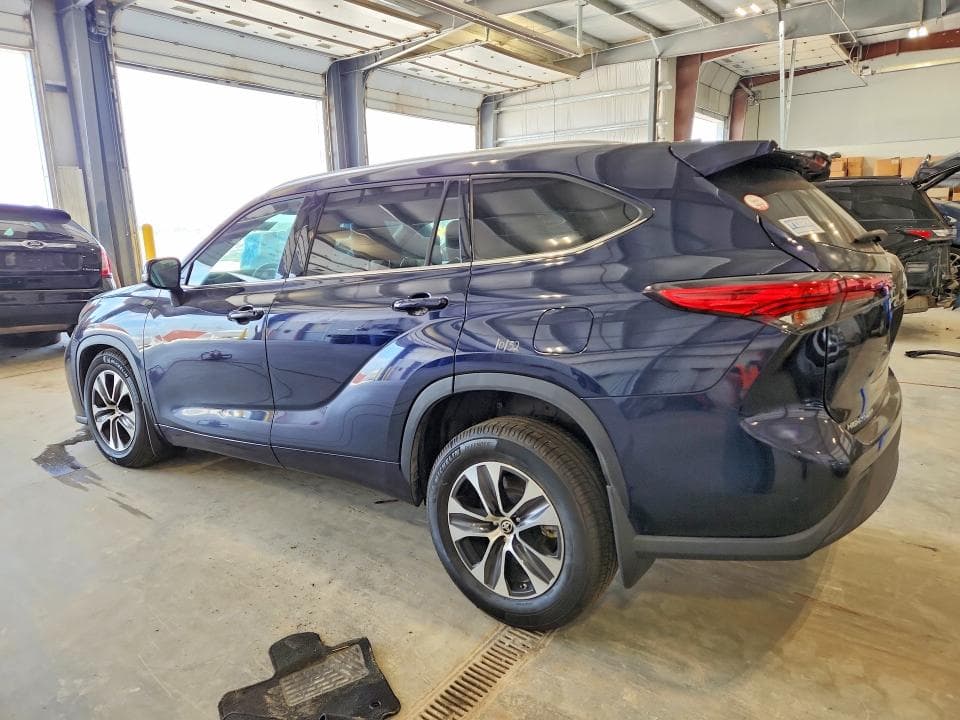 2020 TOYOTA HIGHLANDER XLE XLE 2