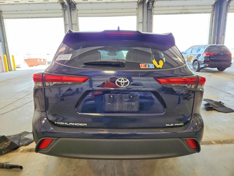 2020 TOYOTA HIGHLANDER XLE XLE 6