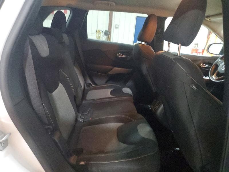 2018 JEEP CHEROKEE LATITUDE 11