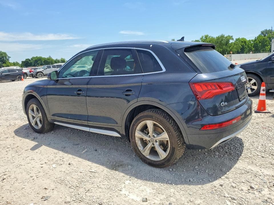 2020 AUDI Q5 PREMIUM 2