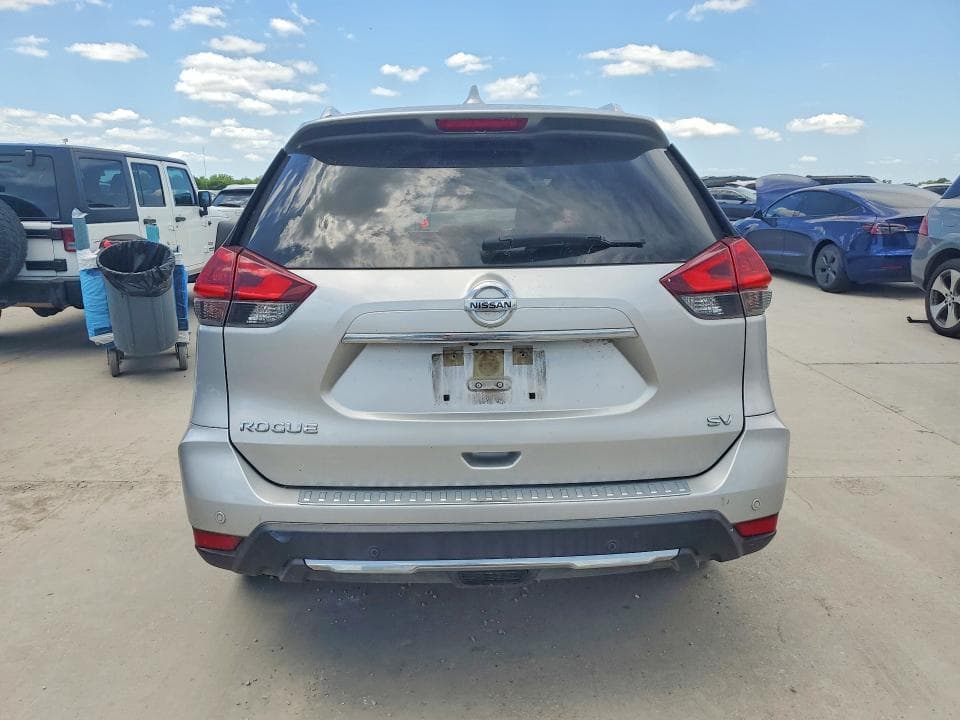 2019 NISSAN ROGUE SV 6
