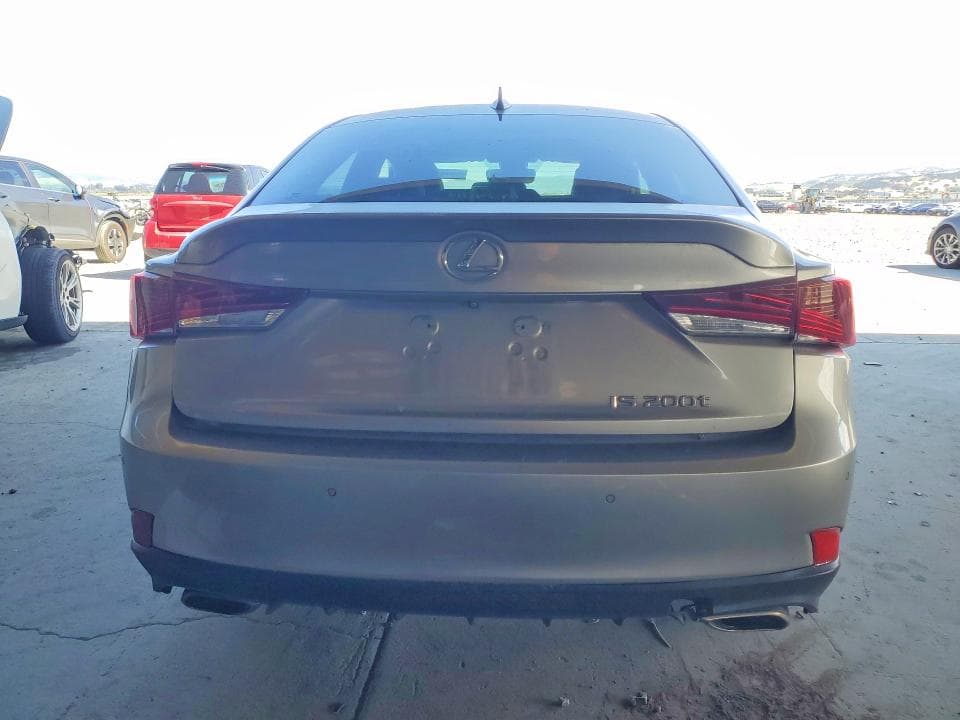 2017 LEXUS IS 200T 6
