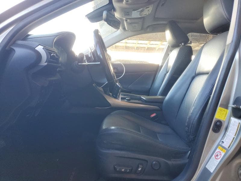 2017 LEXUS IS 200T 7