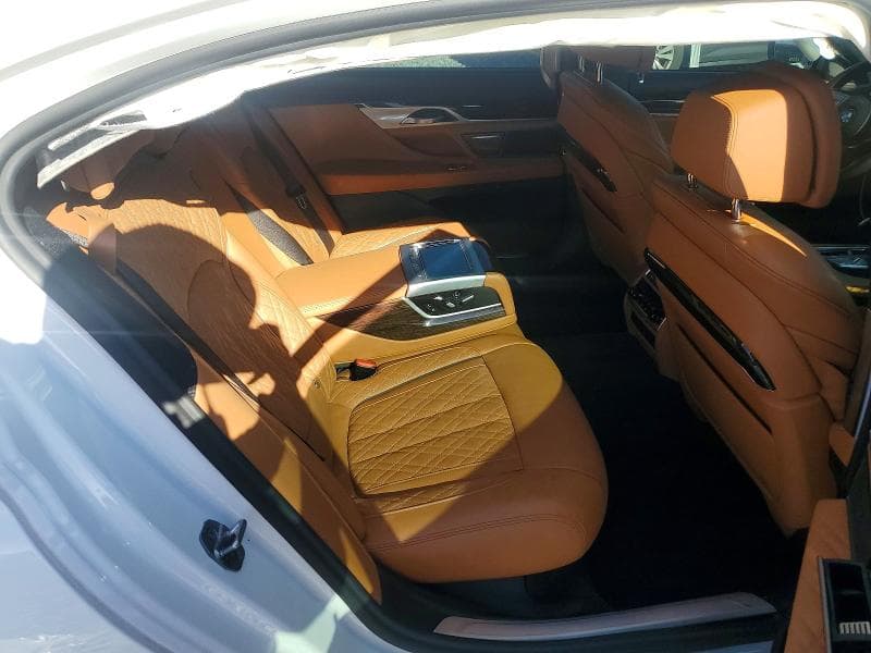 2021 BMW 750 XI XI 11