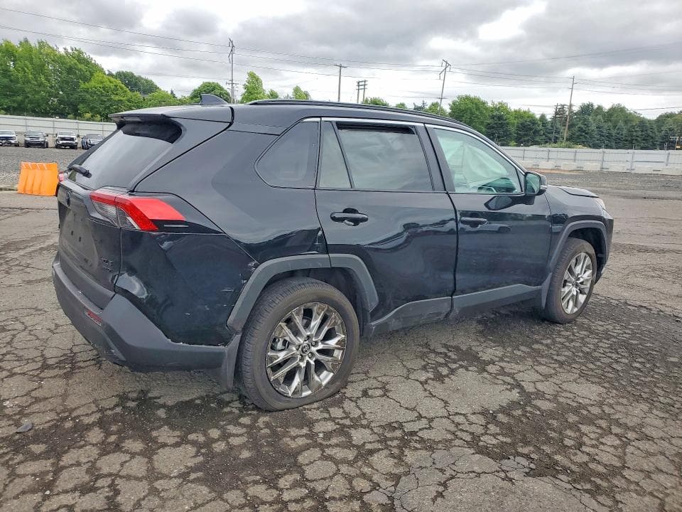 2024 TOYOTA RAV4 XLE PREMIUM XLE PREMIUM 3