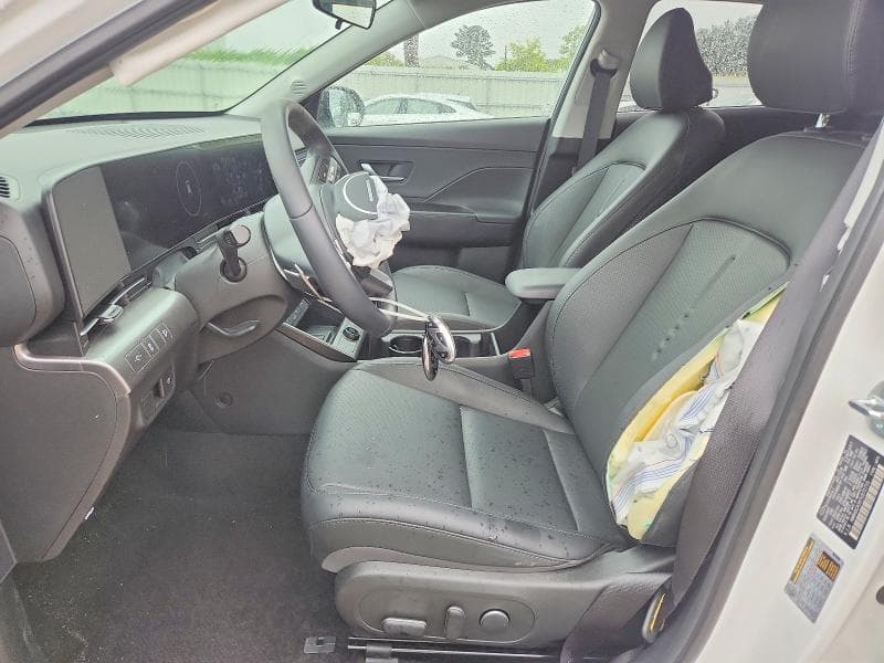 2026 HYUNDAI KONA SEL PREMIUM 7