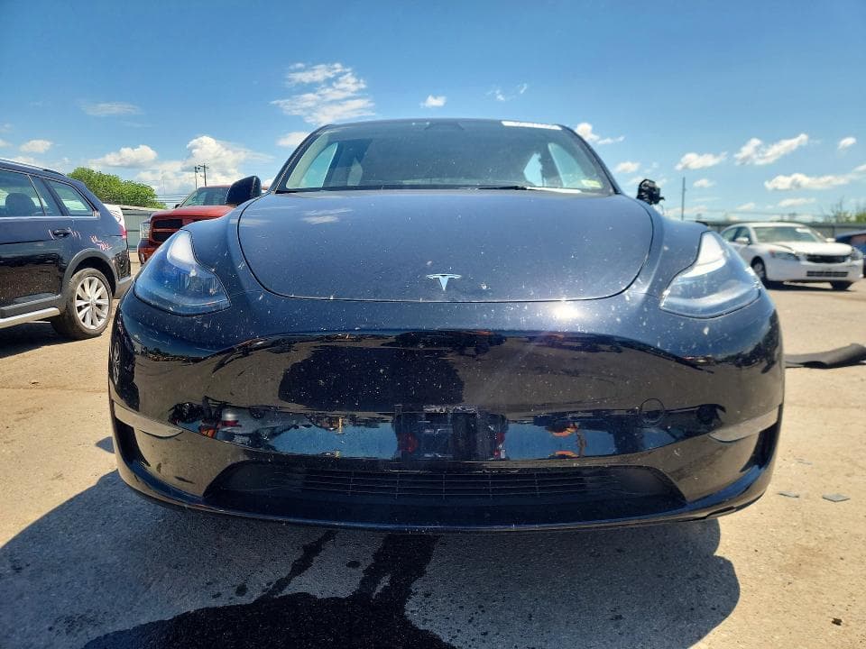 2023 TESLA MODEL Y 5
