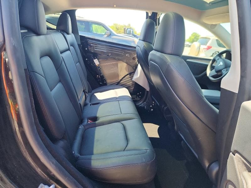 2023 TESLA MODEL Y 10