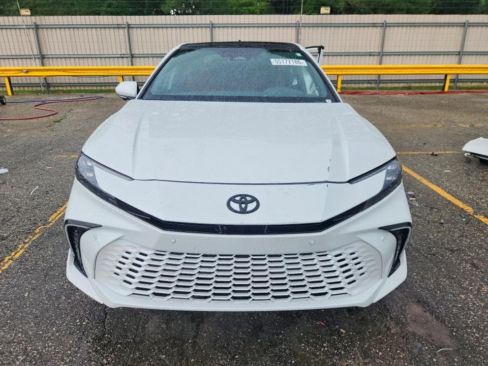 2026 TOYOTA CAMRY XSE 5