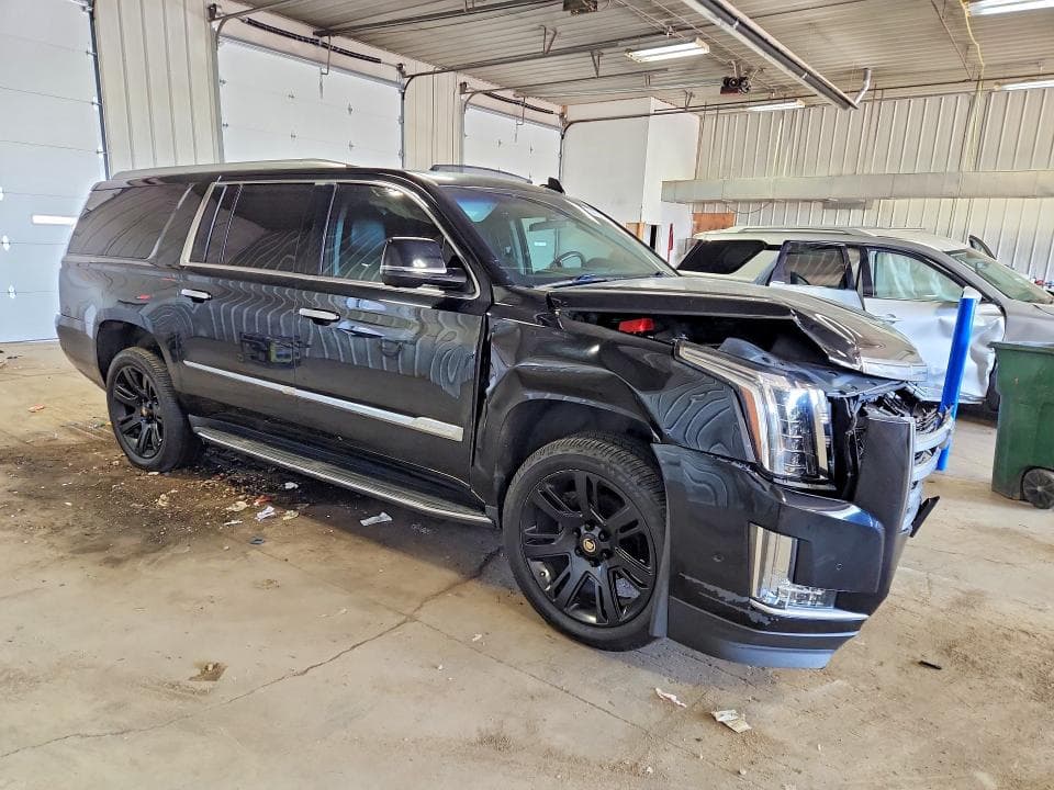 2017 CADILLAC ESCALADE ESV LUXURY 4