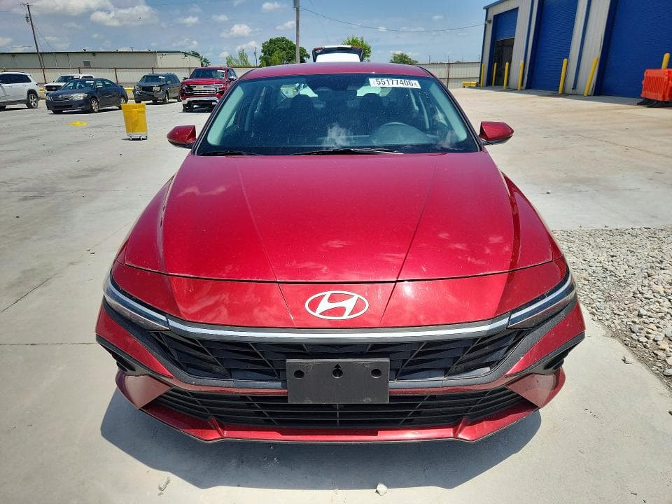 2025 HYUNDAI ELANTRA SE SE 5