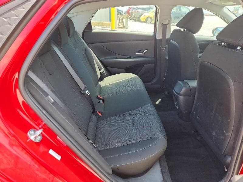 2025 HYUNDAI ELANTRA SE SE 10