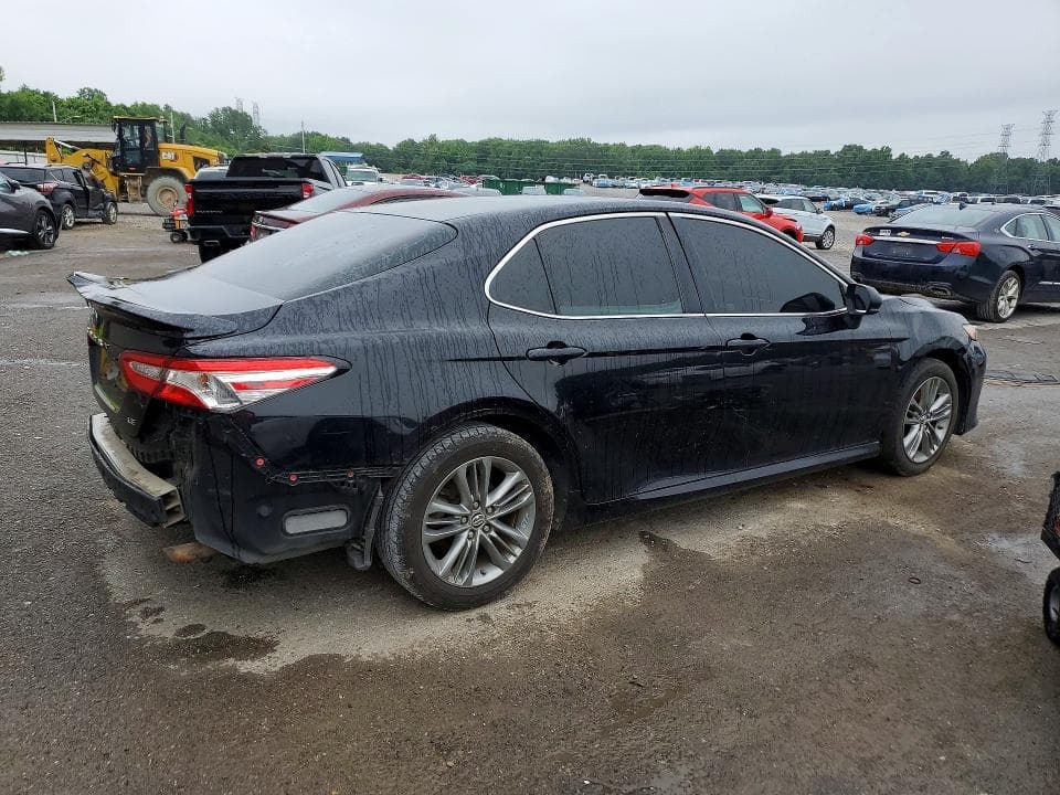 2018 TOYOTA CAMRY LE LE 3