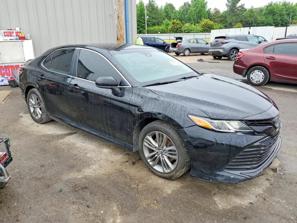 2018 TOYOTA CAMRY LE LE 4
