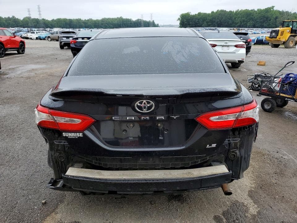 2018 TOYOTA CAMRY LE LE 6