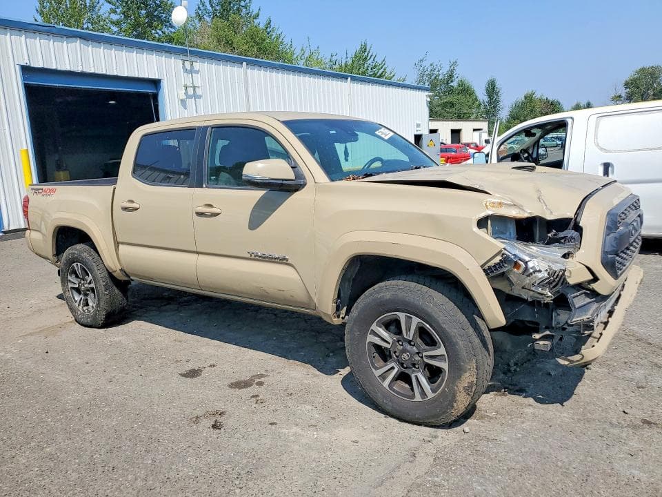 2018 TOYOTA TACOMA TRD SPORT 4