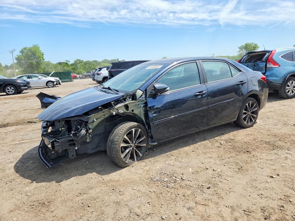 2019 TOYOTA COROLLA SE 1