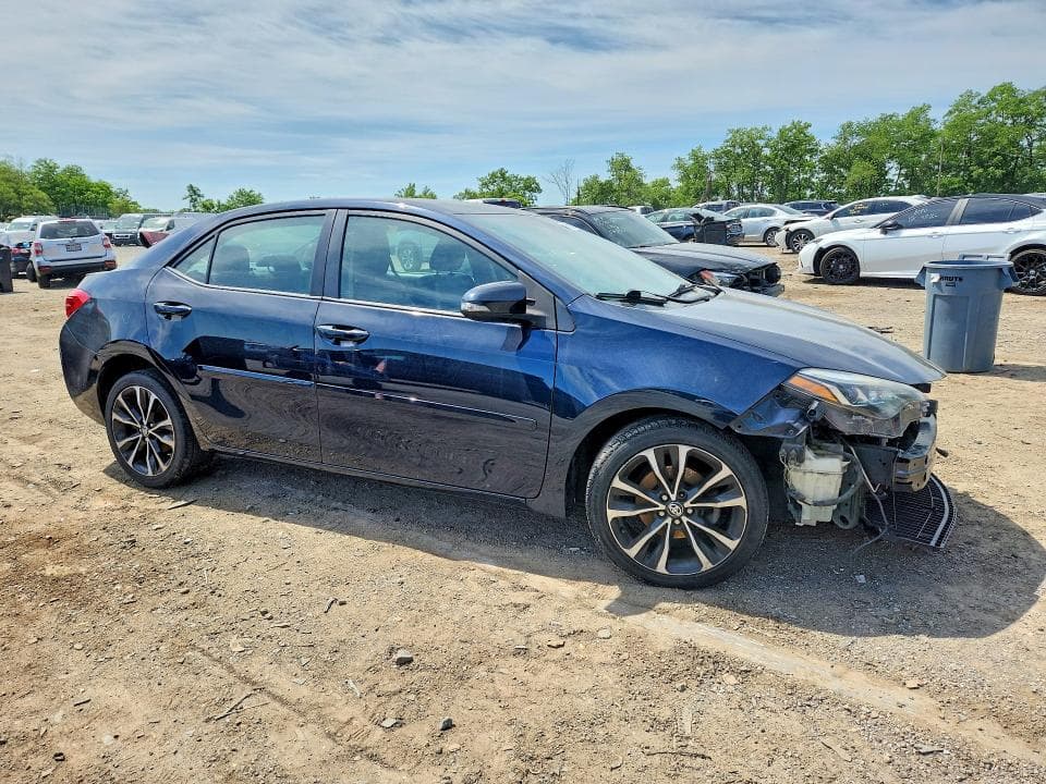 2019 TOYOTA COROLLA SE 4