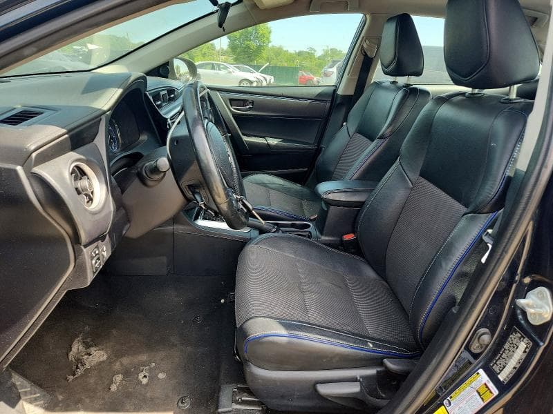 2019 TOYOTA COROLLA SE 7
