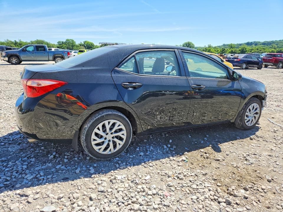 2018 TOYOTA COROLLA LE LE 3
