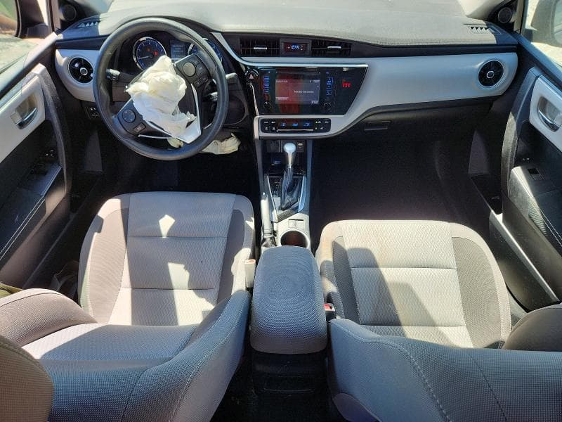 2018 TOYOTA COROLLA LE LE 8