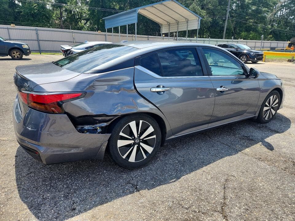 2022 NISSAN ALTIMA SV 3