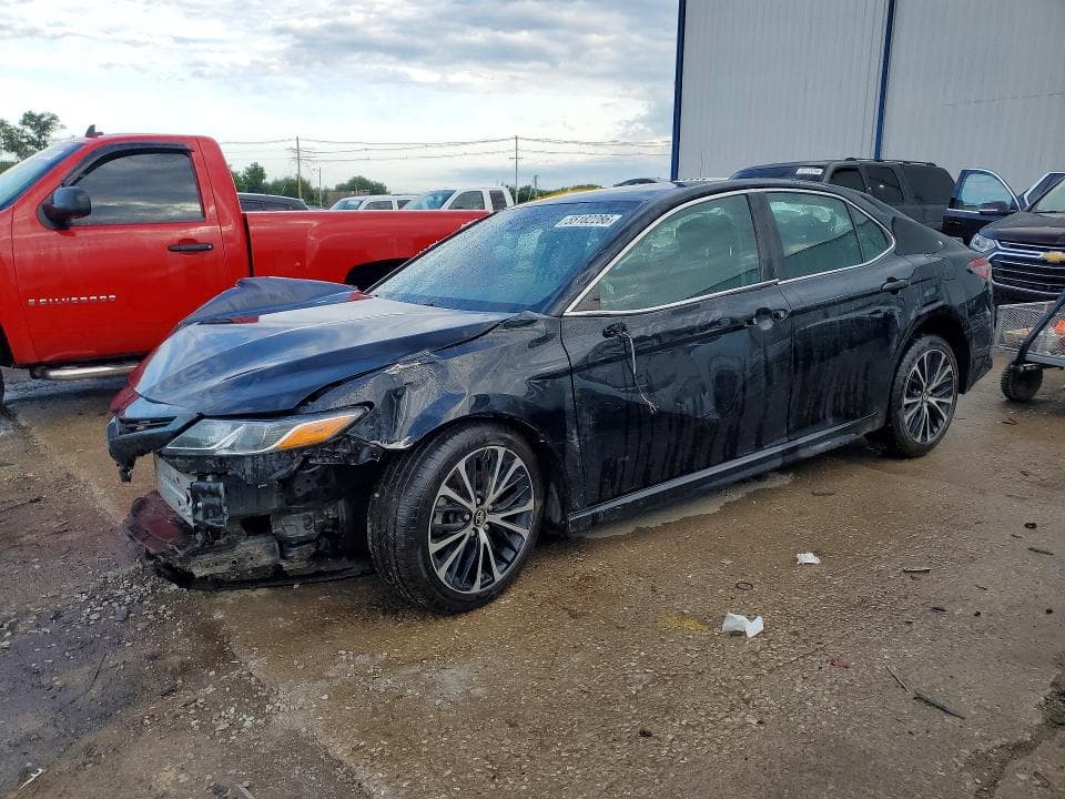 2019 TOYOTA CAMRY SE SE - 1