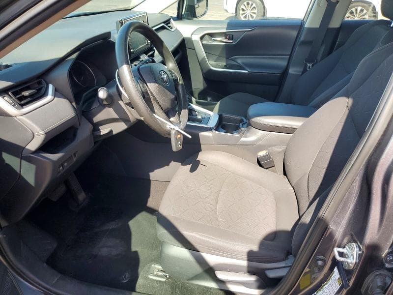 2019 TOYOTA RAV4 XLE 7