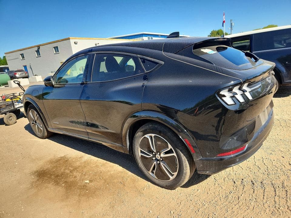 2023 FORD MUSTANG MACH-E PREMIUM 2