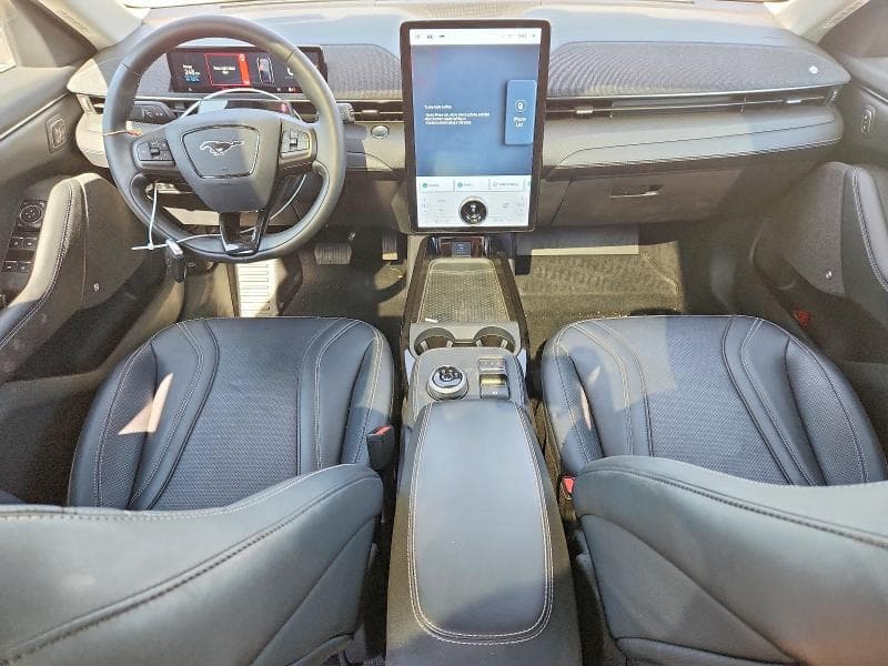 2023 FORD MUSTANG MACH-E PREMIUM 8