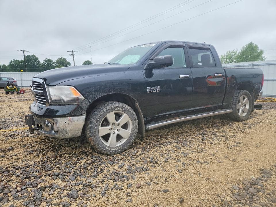 2016 RAM 1500 SLT