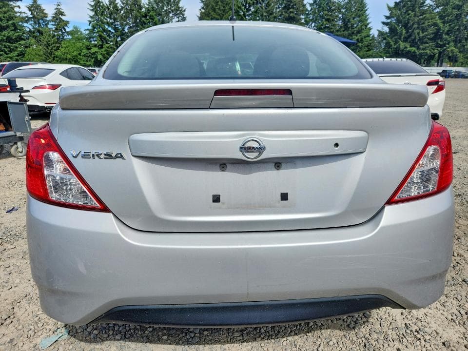 2018 NISSAN VERSA S PLUS 6