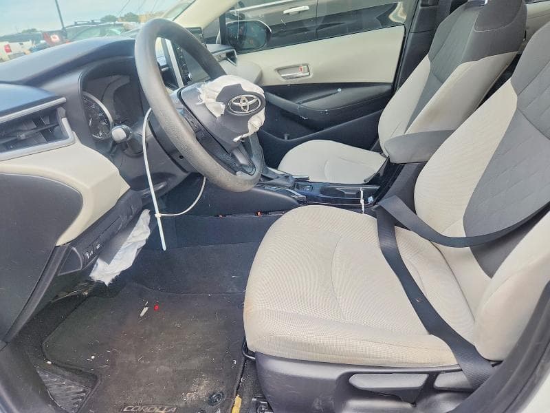 2021 TOYOTA COROLLA LE LE 7