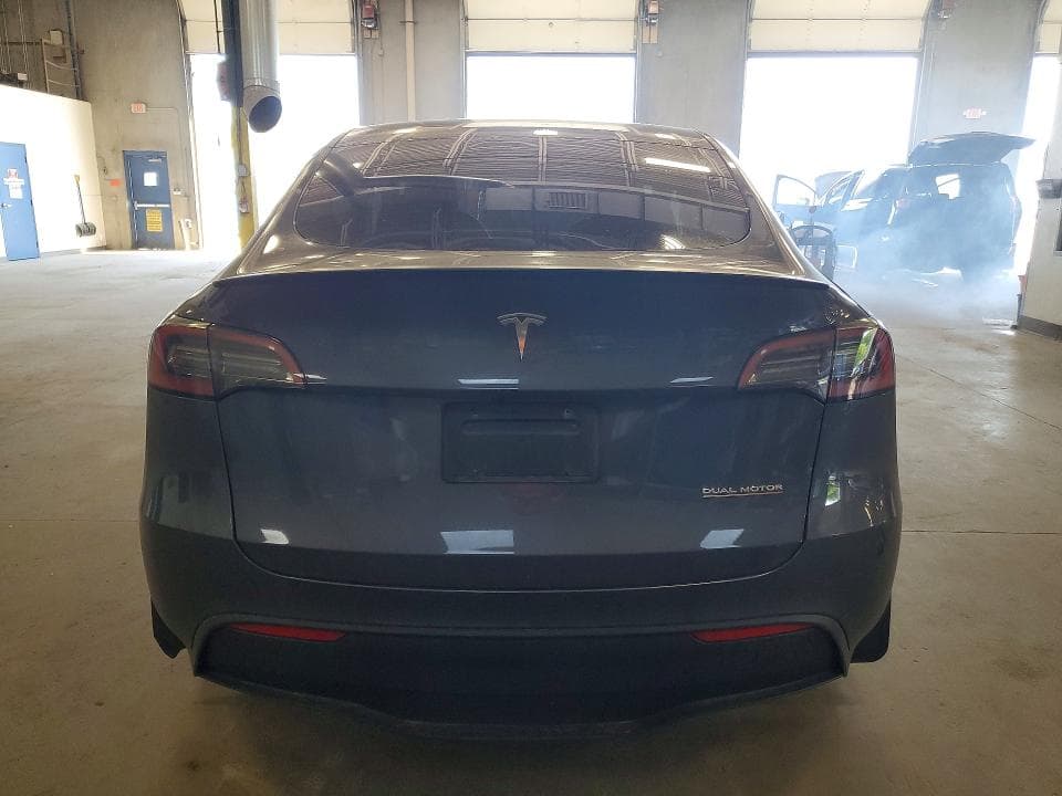 2023 TESLA MODEL Y 6