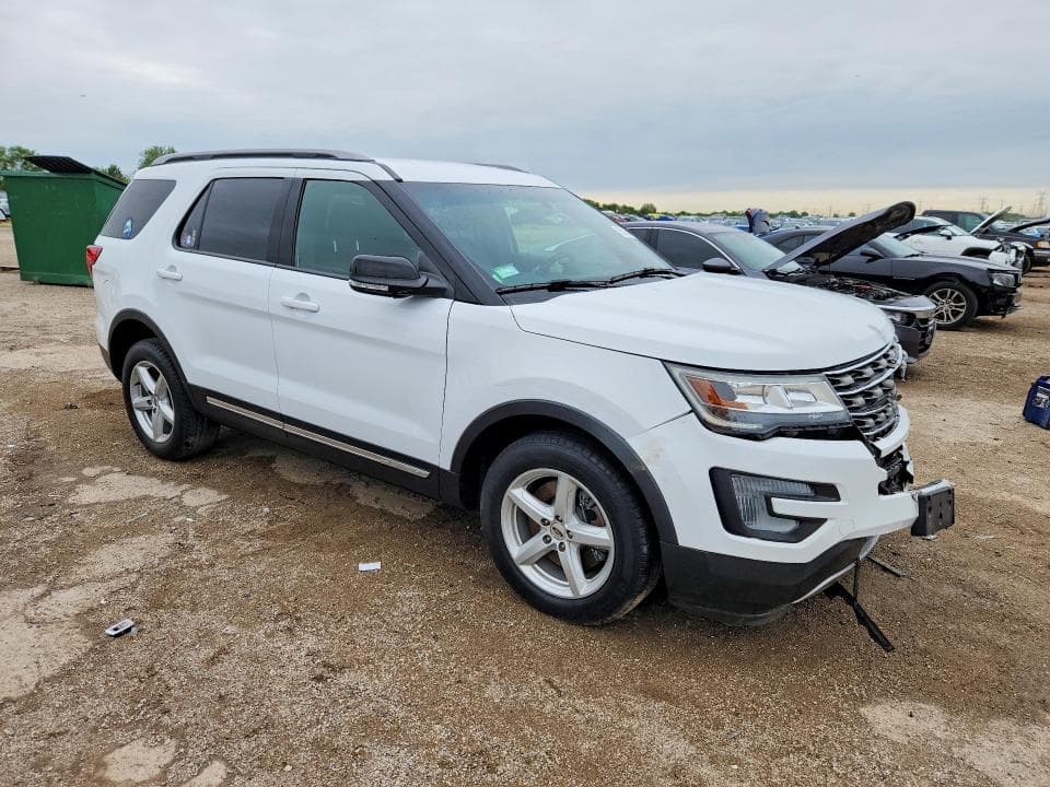 2017 FORD EXPLORER XLT 4