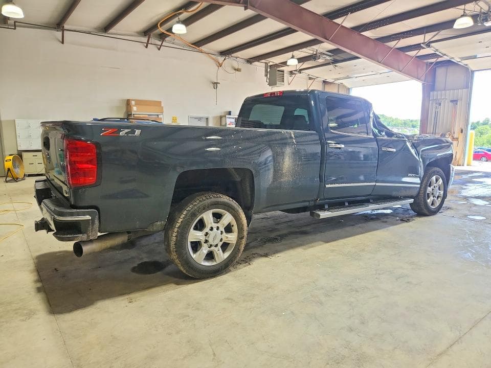 2019 CHEVROLET SILVERADO K2500 HEAVY DUTY LTZ 3