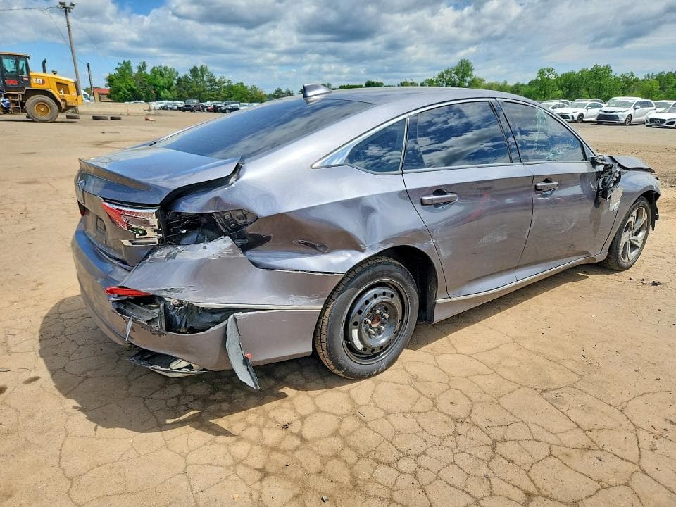 2018 HONDA ACCORD EX 3