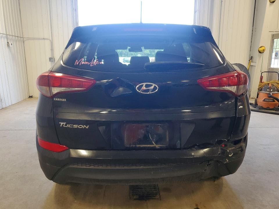 2017 HYUNDAI TUCSON SE 6