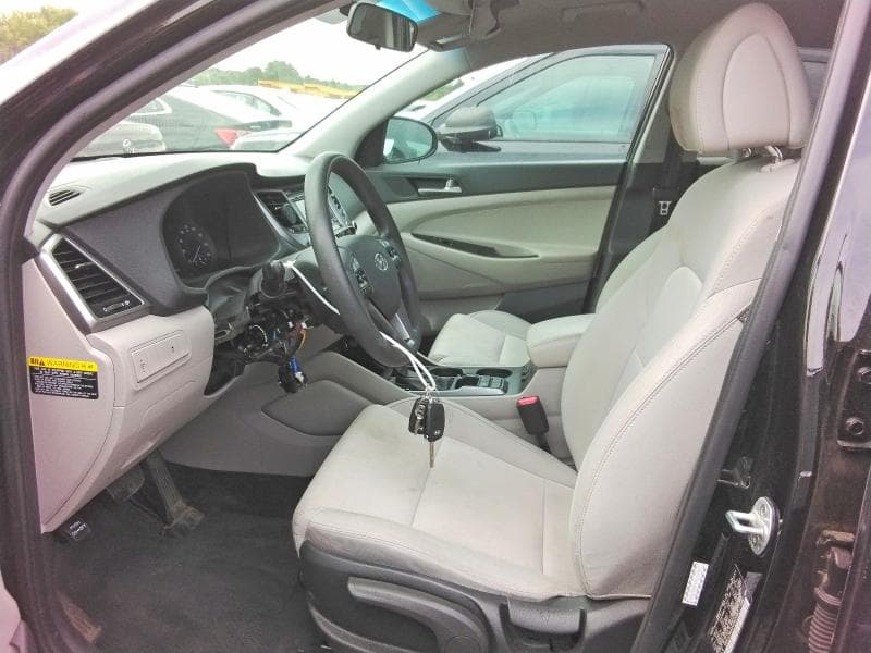2017 HYUNDAI TUCSON SE 7
