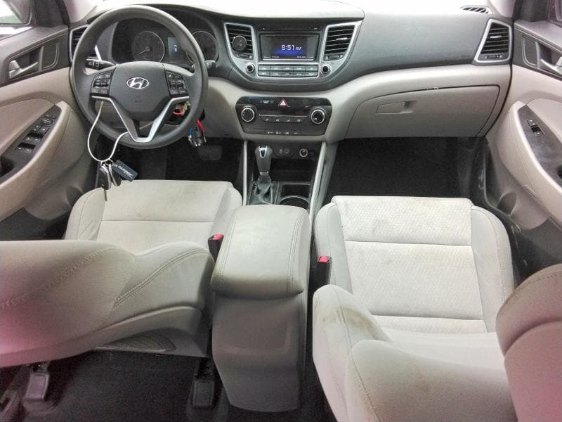 2017 HYUNDAI TUCSON SE 8