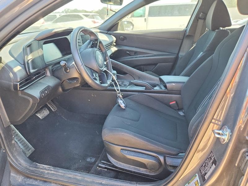 2025 HYUNDAI ELANTRA SEL SPORT 7