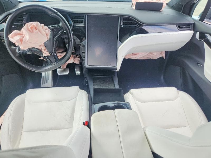 2021 TESLA MODEL X 8
