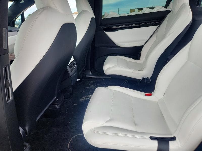 2021 TESLA MODEL X 10