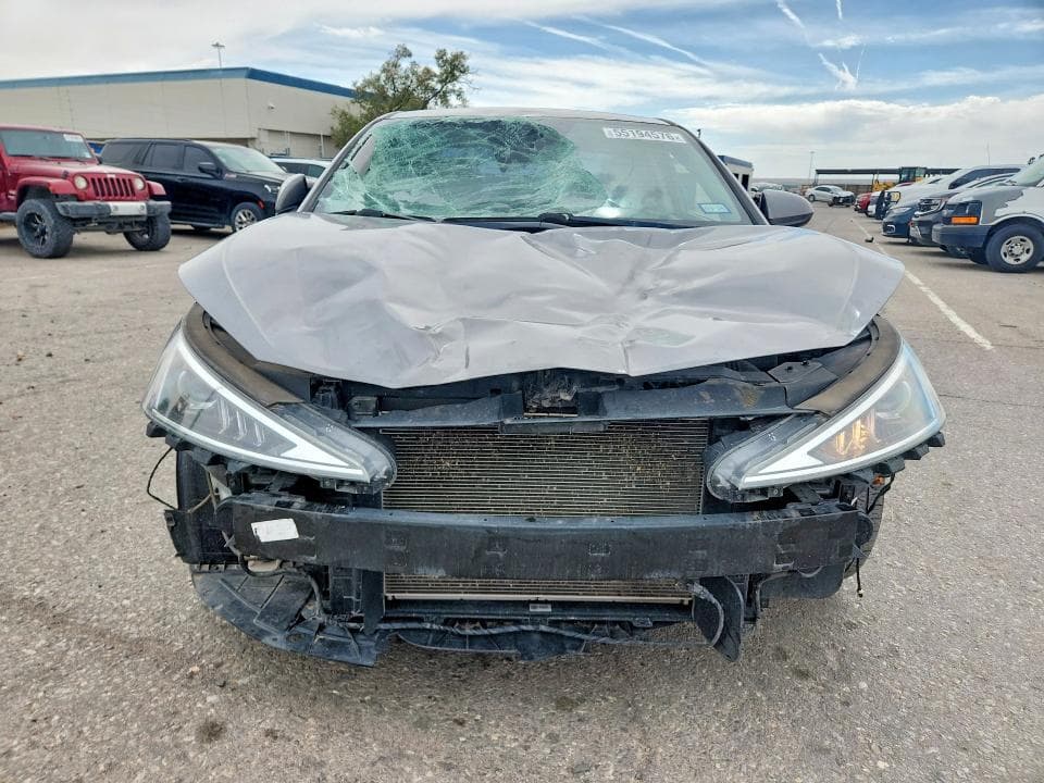 2020 HYUNDAI ELANTRA SEL 5