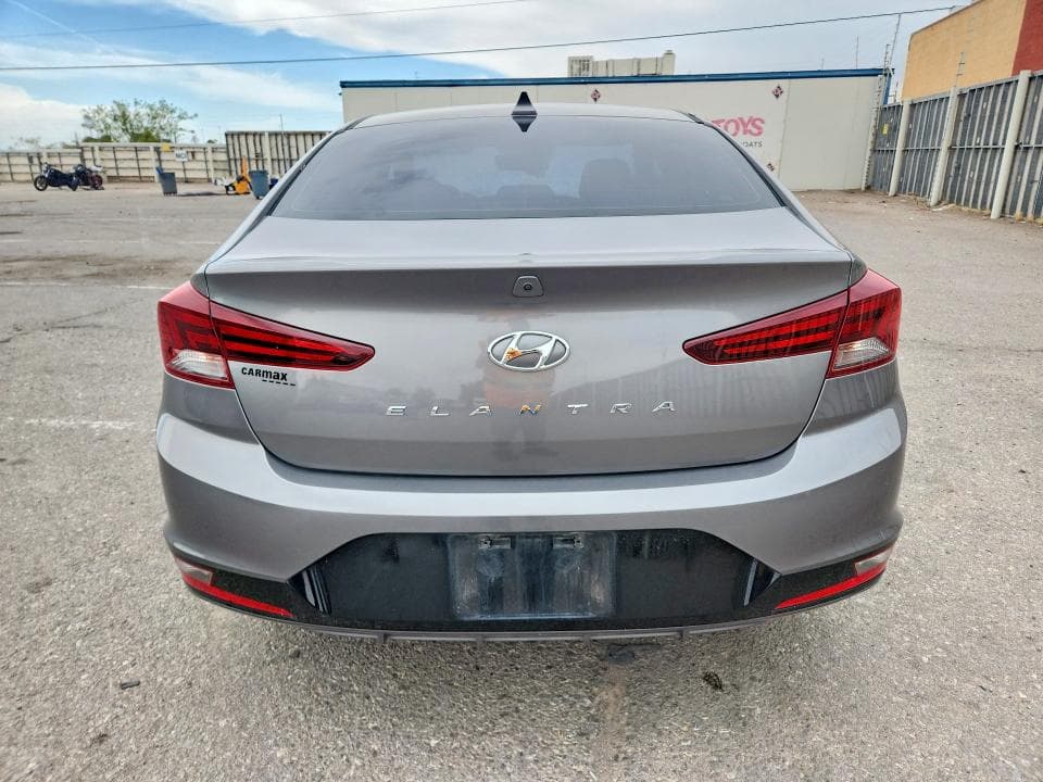 2020 HYUNDAI ELANTRA SEL 6