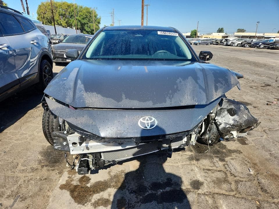 2026 TOYOTA CAMRY LE 5