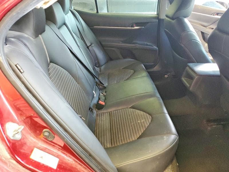 2018 TOYOTA CAMRY 10