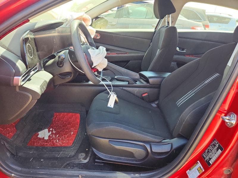 2024 HYUNDAI ELANTRA SEL SEL 7