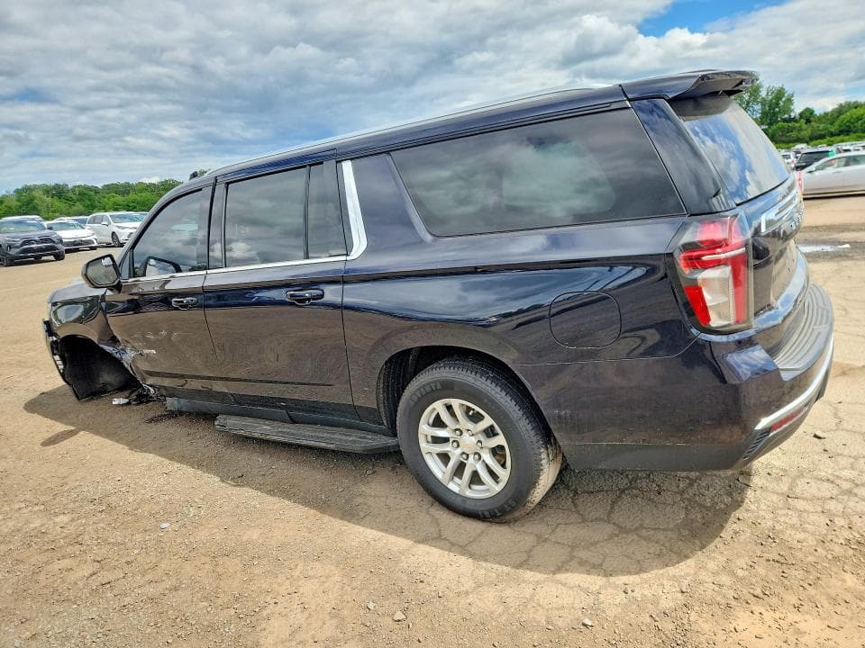 2023 CHEVROLET SUBURBAN K1500 LT 2