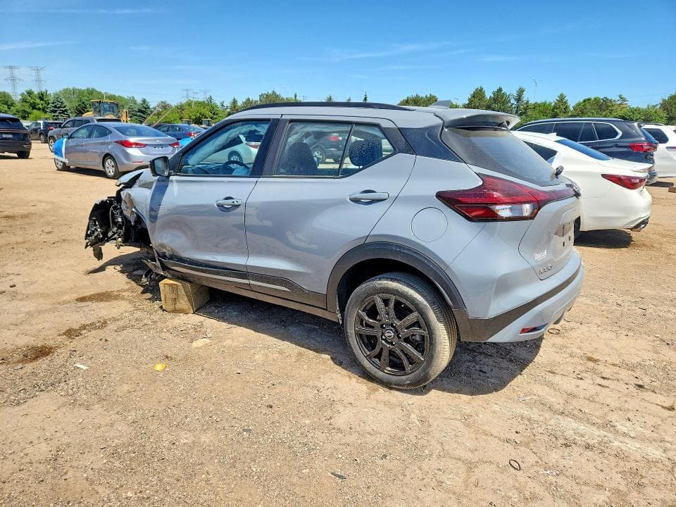 2024 NISSAN KICKS SR SR 2